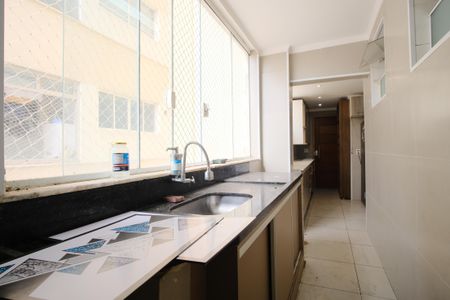 Apartamento à venda com 95m², 3 quartos e 1 vagaCozinha e Área de Serviço