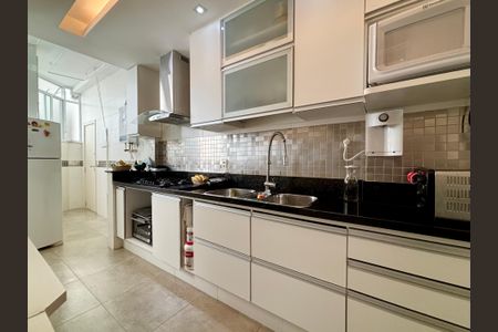 Apartamento à venda com 120m², 3 quartos e 1 vagaCozinha