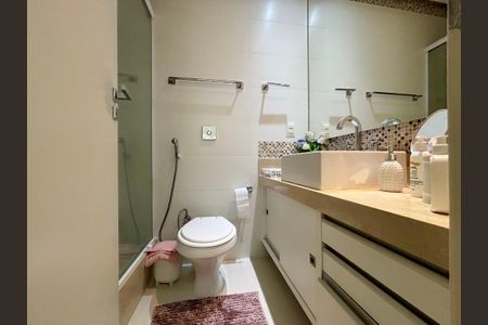 Apartamento à venda com 120m², 3 quartos e 1 vagaBanheiro da Suíte 1
