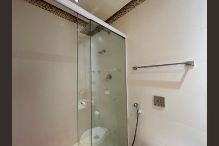 Apartamento à venda com 120m², 3 quartos e 1 vagaBanheiro da Suíte 1