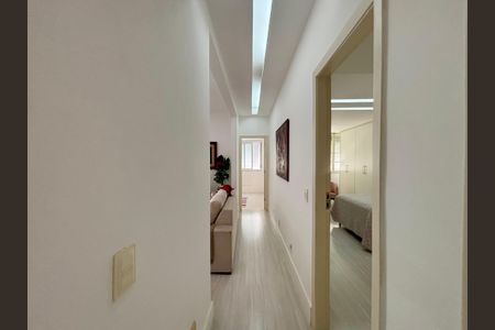 Apartamento à venda com 120m², 3 quartos e 1 vagaCorredor