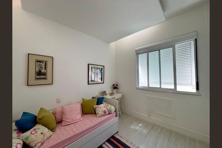 Apartamento à venda com 120m², 3 quartos e 1 vagaQuarto 1