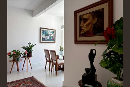 Apartamento à venda com 120m², 3 quartos e 1 vagaSala