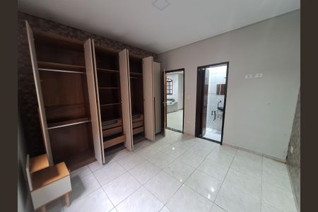 Casa para alugar com 4 quartos, 212m² em Parque Maria Helena, Suzano