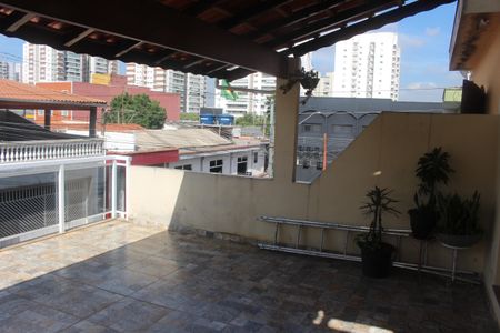 Casa à venda com 165m², 3 quartos e 2 vagasVaranda