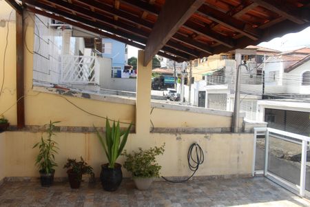 Casa à venda com 165m², 3 quartos e 2 vagasVaranda