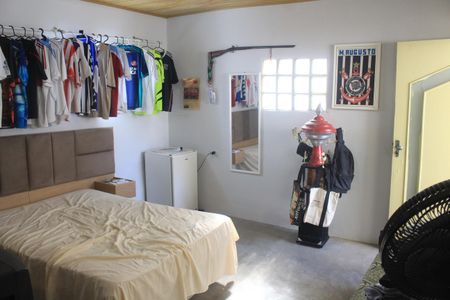 Casa à venda com 165m², 3 quartos e 2 vagasSuíte 1