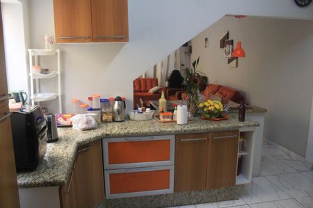 Casa à venda com 165m², 3 quartos e 2 vagasCozinha