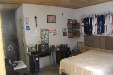 Casa à venda com 165m², 3 quartos e 2 vagasSuíte 1