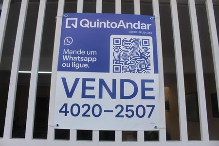 Casa à venda com 165m², 3 quartos e 2 vagasPlaquinha