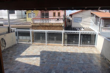 Casa à venda com 165m², 3 quartos e 2 vagasVaranda