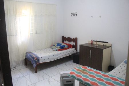 Casa à venda com 165m², 3 quartos e 2 vagasQuarto