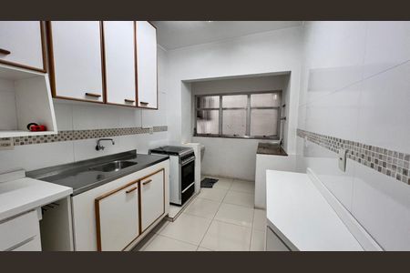 Cozinha  de apartamento para alugar com 1 quarto, 45m² em Centro, São Leopoldo