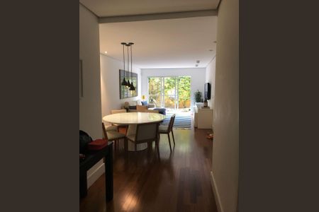 Casa à venda com 3 quartos, 180m² em Moema, São Paulo