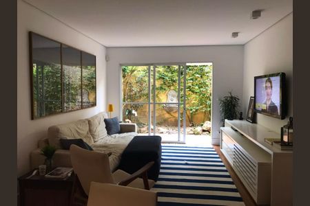 Casa à venda com 3 quartos, 180m² em Moema, São Paulo