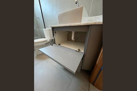Casa de condomínio para alugar com 33m², 1 quarto e sem vagaBanheiro