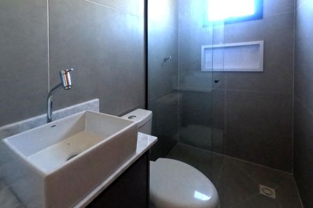 Casa de condomínio para alugar com 33m², 1 quarto e sem vagaBanheiro