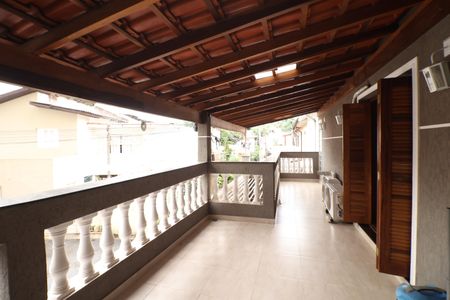 Casa à venda com 3 quartos, 213m² em Vila Bianca, São Paulo