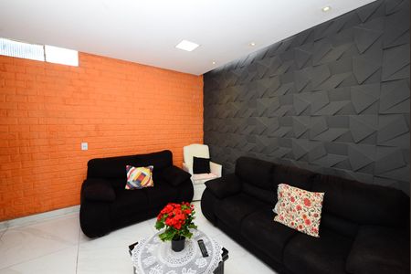 Casa à venda com 350m², 6 quartos e 5 vagas