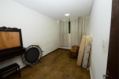 Casa à venda com 350m², 6 quartos e 5 vagas