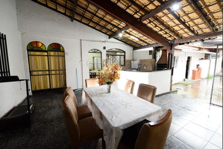 Casa à venda com 350m², 6 quartos e 5 vagas