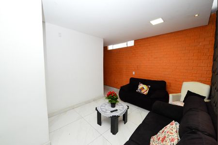 Casa à venda com 350m², 6 quartos e 5 vagas