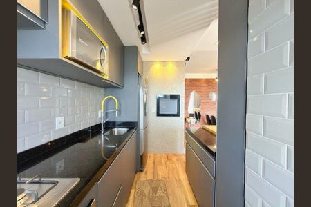 Cozinha  de apartamento para alugar com 2 quartos, 67m² em Jardim Itu, Porto Alegre