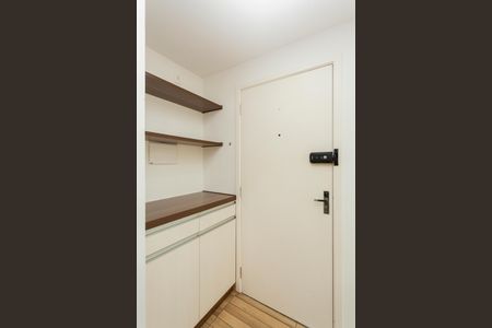 Apartamento para alugar com 65m², 2 quartos e 1 vagaEntrada