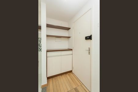 Apartamento para alugar com 65m², 2 quartos e 1 vagaEntrada