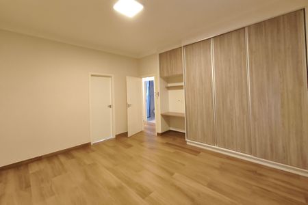 Casa para alugar com 186m², 3 quartos e 2 vagasQuarto Suíte