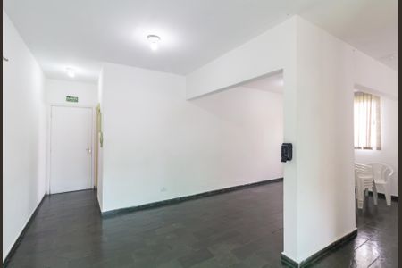 Apartamento à venda com 48m², 2 quartos e 1 vaga Apartamento à venda com 48m², 2 quartos e 1 vagaÁrea comum - Salão de festas