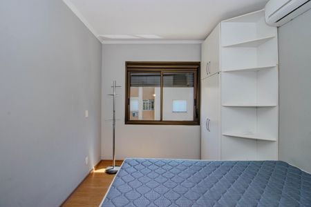 Quarto 1 de apartamento à venda com 2 quartos, 65m² em Boa Vista, Porto Alegre