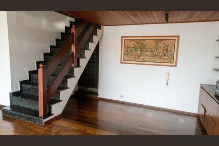 Sala de casa à venda com 5 quartos, 400m² em Vila Lageado, São Paulo