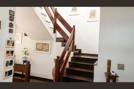 Sala de casa à venda com 5 quartos, 400m² em Vila Lageado, São Paulo