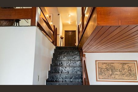 Sala de casa à venda com 5 quartos, 400m² em Vila Lageado, São Paulo