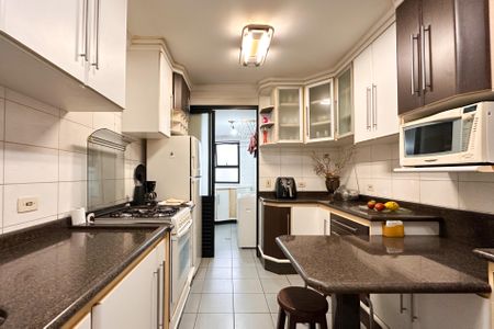 Apartamento à venda com 125m², 3 quartos e 2 vagasCozinha