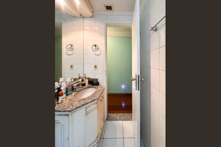 Apartamento à venda com 125m², 3 quartos e 2 vagasBanheiro Social