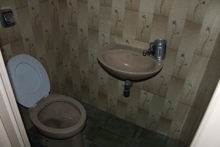 Lavabo de casa para alugar com 4 quartos, 210m² em Cambuci, São Paulo