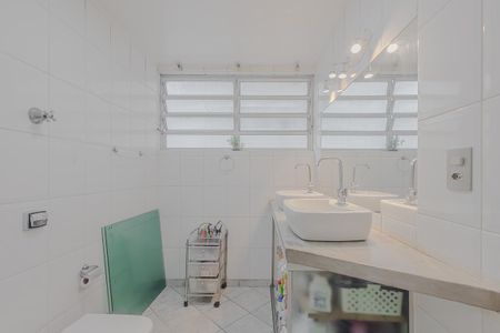 Apartamento à venda com 160m², 3 quartos e 1 vagaBanheiro da Suíte