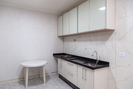 Cozinha de apartamento para alugar com 1 quarto, 60m² em Jardim Santa Edwirges, Guarulhos