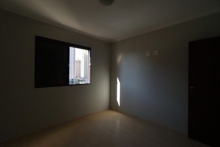 Apartamento para alugar com 120m², 3 quartos e 2 vagasQuarto 2