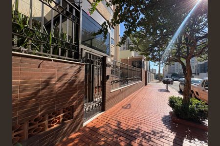 Apartamento para alugar com 120m², 3 quartos e 2 vagasFachada