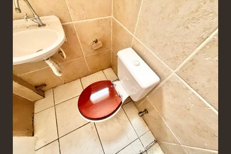 Casa de condomínio à venda com 100m², 2 quartos e 1 vagaBanheiro