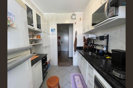 Apartamento à venda com 56m², 2 quartos e 1 vagaCozinha e Área de Serviço