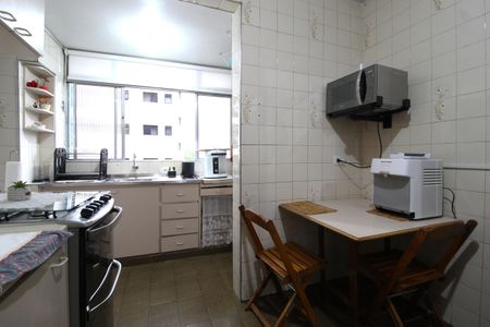 Apartamento à venda com 87m², 3 quartos e 1 vagaCozinha e Área de Serviço