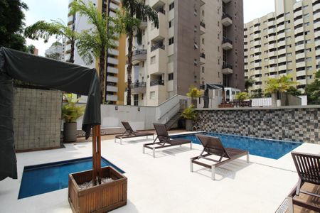 Apartamento à venda com 87m², 3 quartos e 1 vagaÁrea Comum - Piscina