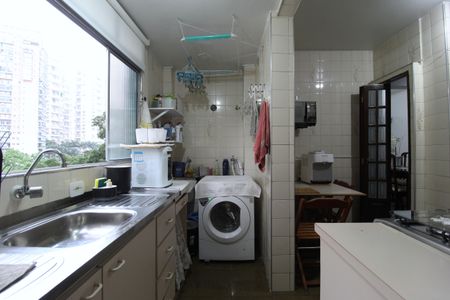 Apartamento à venda com 87m², 3 quartos e 1 vagaCozinha e Área de Serviço