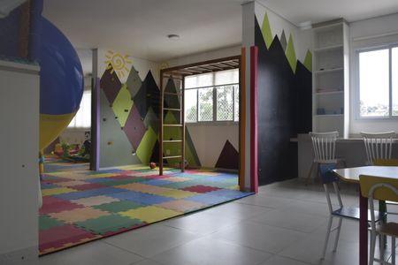 Apartamento para alugar com 135m², 4 quartos e 1 vagaÁrea comum