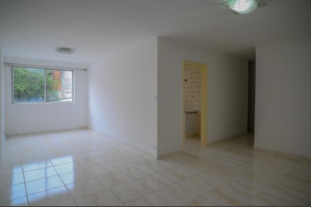 Sala de apartamento para alugar com 3 quartos, 96m² em Jardim Patente, São Paulo