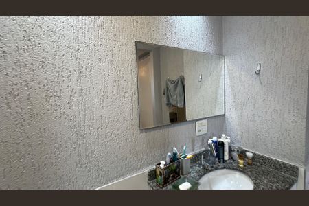 Apartamento à venda com 105m², 3 quartos e 2 vagas Apartamento à venda com 105m², 3 quartos e 2 vagasBanheiro da Suíte 1